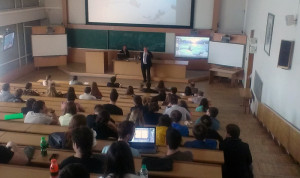 По инициативе М.В.Слипенчука в МГУ имени М.В.Ломоносова был прочитан Межфакультетский курс лекций «Арктика: экология и экономика»